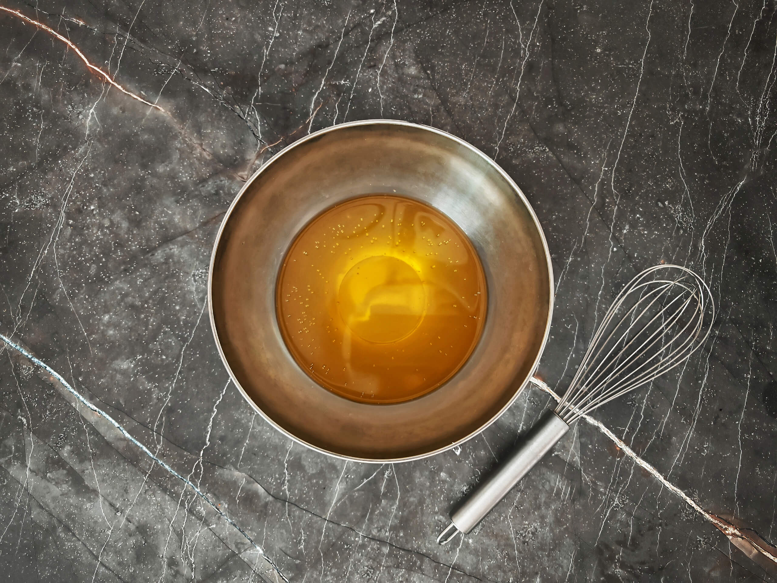 Шаг 2: Дегазируйте лимонад