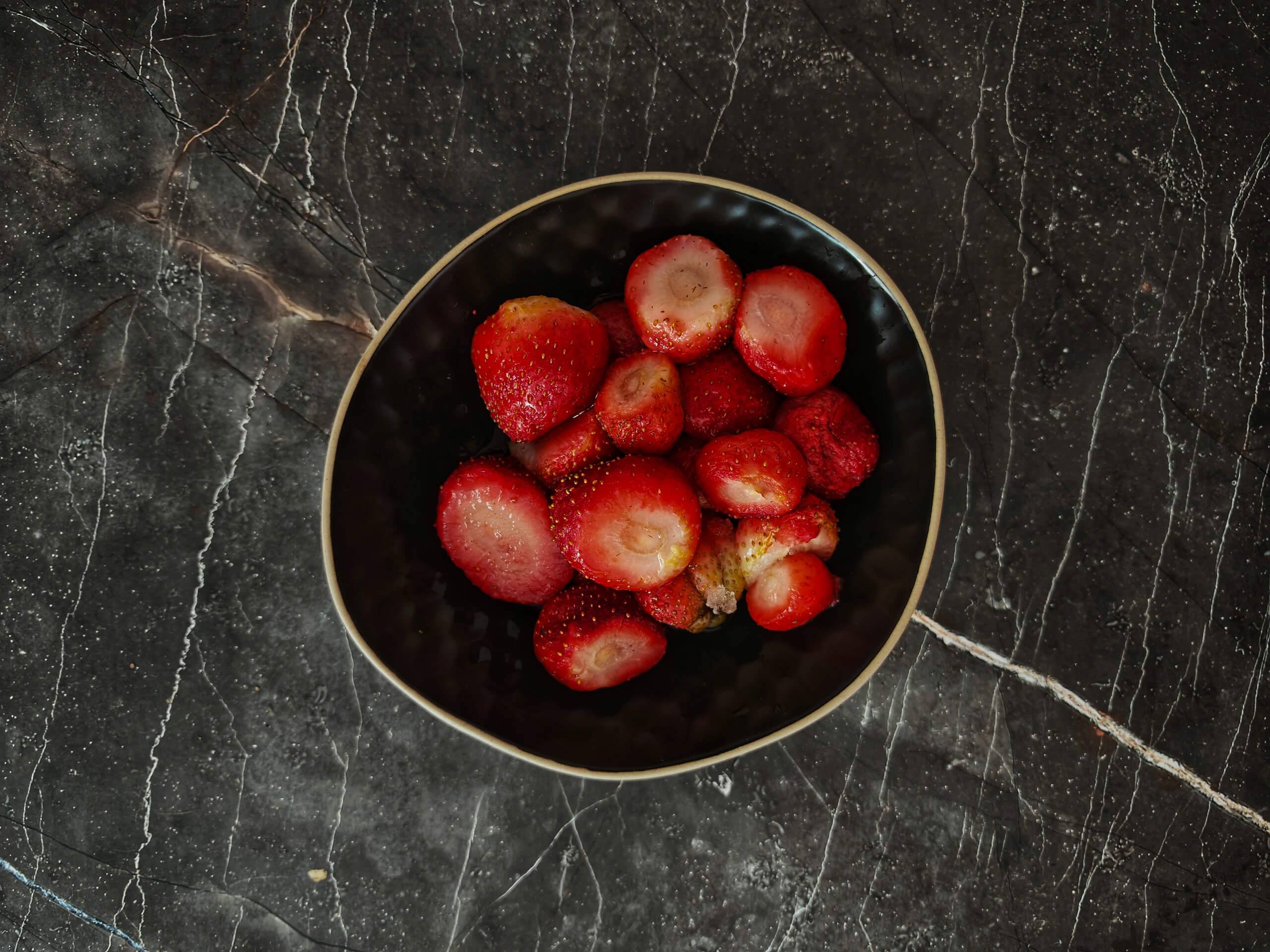 Шаг 2: Разморозьте ягоды